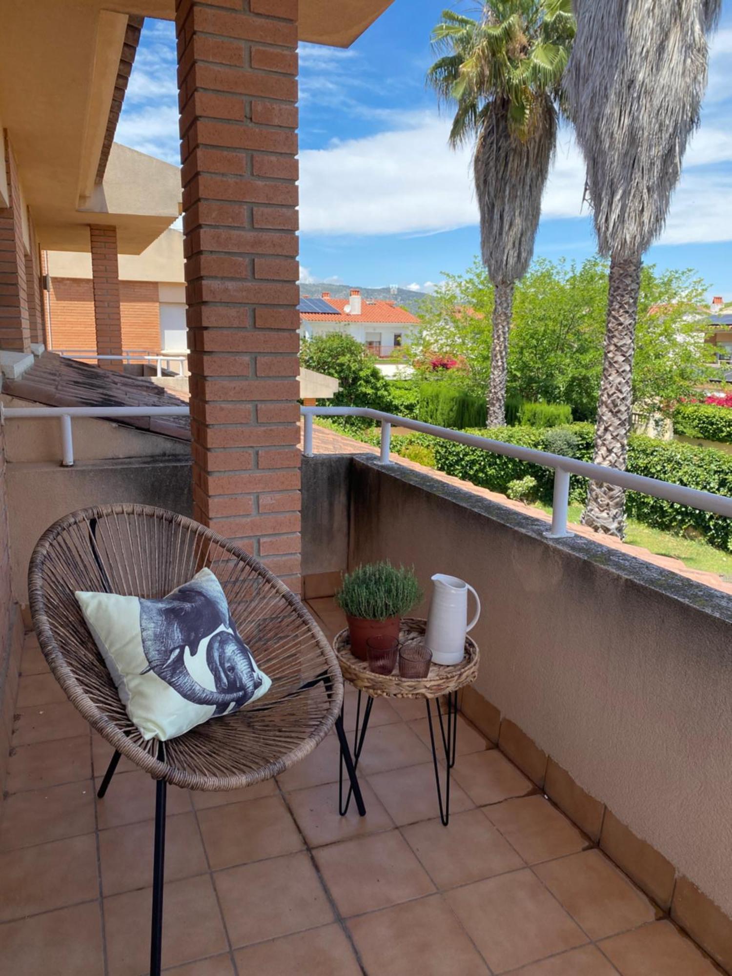 Villa Isabel Sitges, Rocamar Сант-Пере-де-Рибес Экстерьер фото